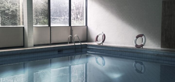 découvrez nos services de personnalisation de piscines pour créer un espace unique et adapté à vos envies.